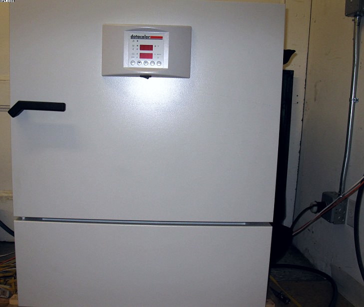 DATA COLOR Conditioning Cabinet,